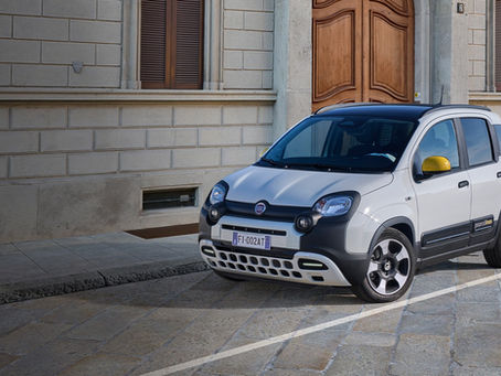 Dati chiari: 4 L/100 km, incentivi e zero bollo. La scelta logica è Panda Hybrid.