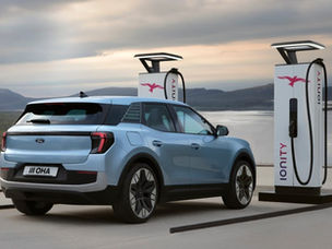 Scopri il Nuovo Ford Explorer 2025: il SUV elettrico per famiglie con autonomia e tecnologia top