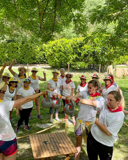 parc_attak_activites_saint_lary_pyrenees_st_lary_vielle_aure_bourisp_tir_a_l_arc_archery_tag_lancer_couteaux_haches_defies_toi
