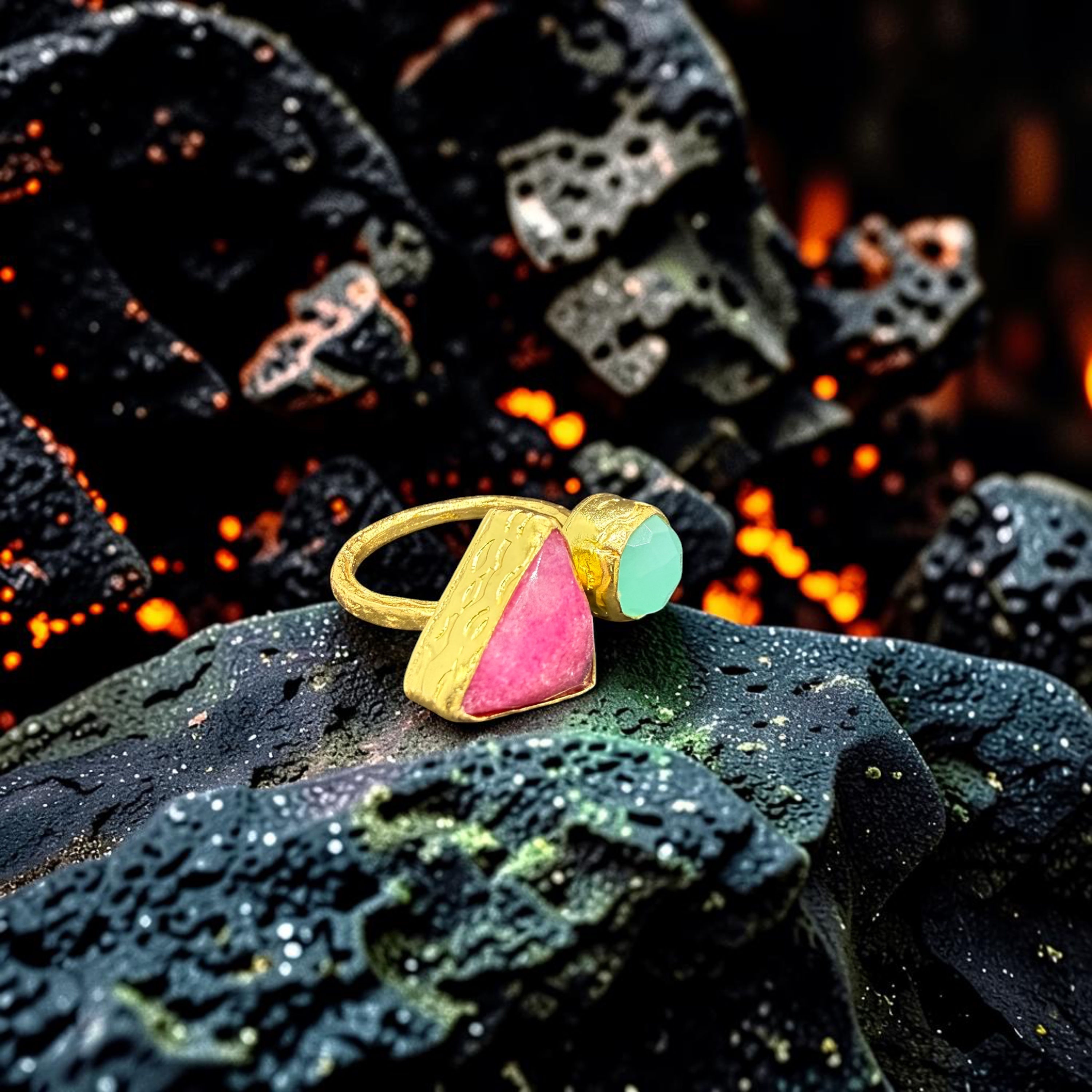 紅寶石x藍玉髓戒指 Ruby and Blue Aqua Chalcedony Ring