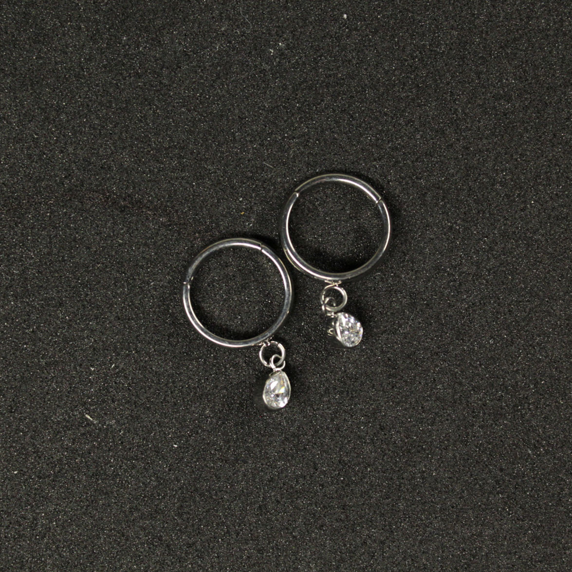 Drop CZ hoop clicker