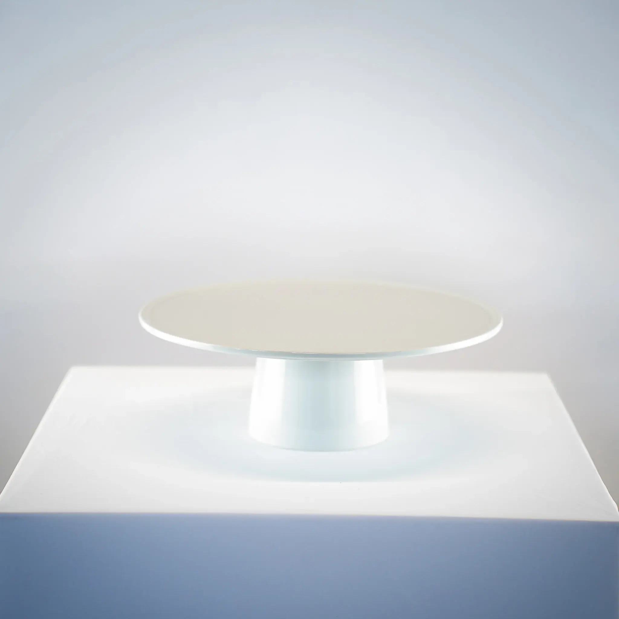 Cake stand- White