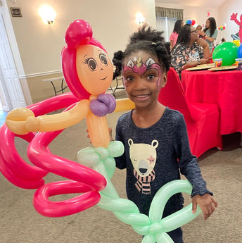 Mermaid balloon sculpture for balloon party entertainment in Shelton CT