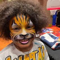 tiger face painting