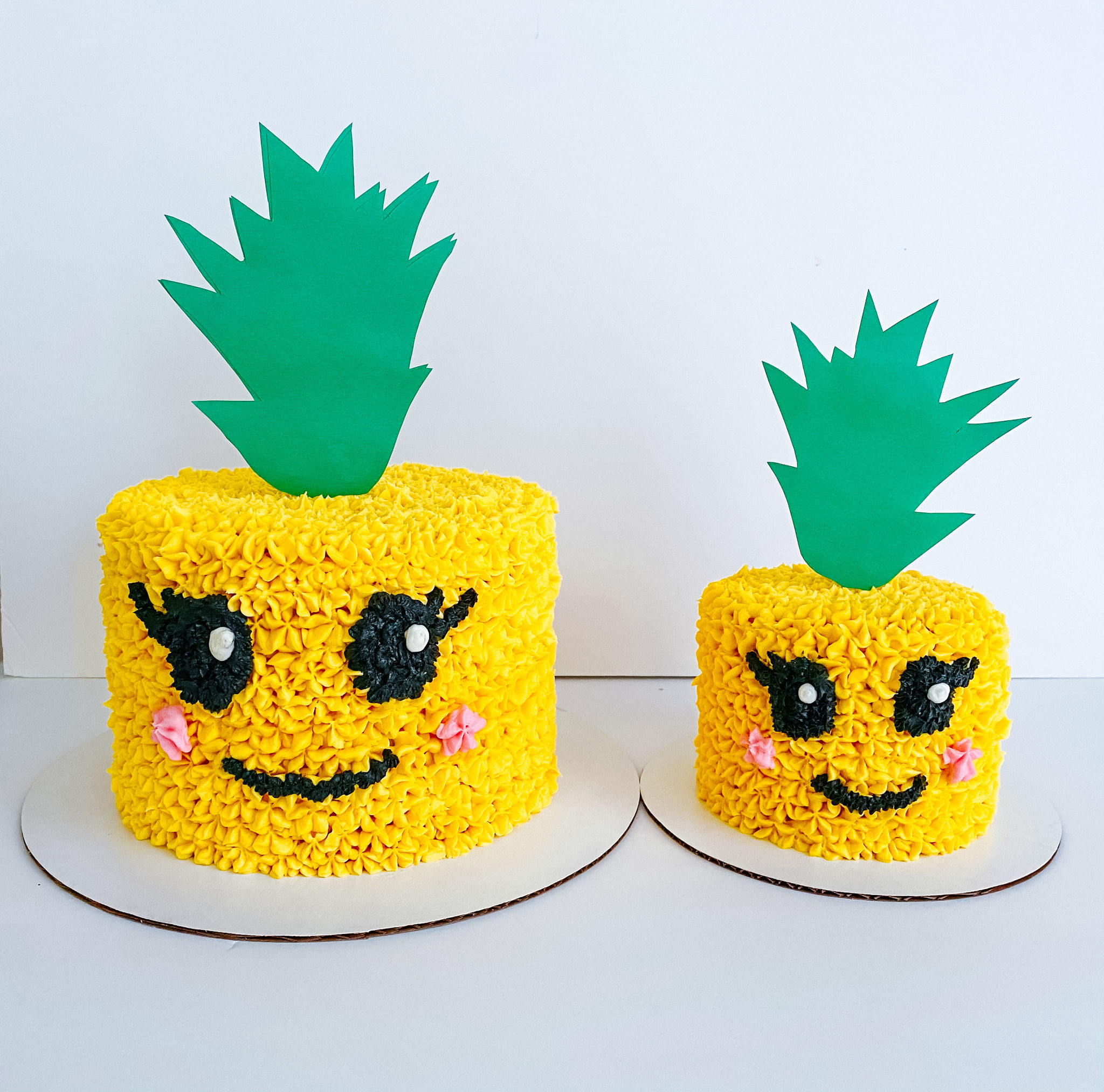 Pineapple Smash and Party Cake