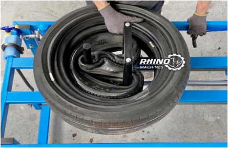 Conditionneur de pneu - triple pneu