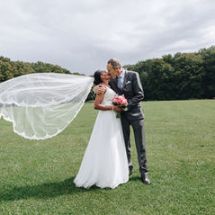 What to Expect from a Wedding Photographer