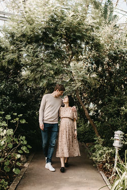 Couple celebrating pregnant photoshoot