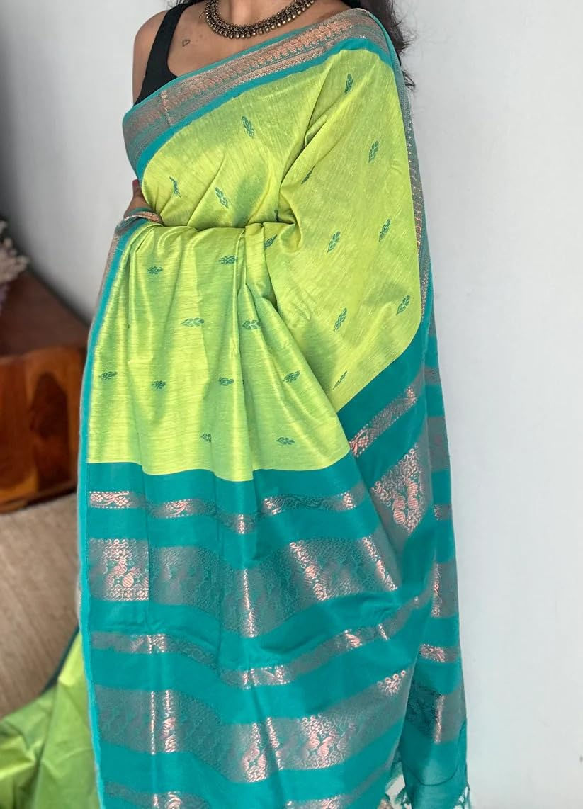 ILAIYAAL CLOTHINGS South Cotton Gadwal Saree for Women | Celebrity Inspired Traditional Ethnic Wear | Chettinad & Kalyani Cotton Sarees | Soft Cotton Saree with Blouse Piece - Parrot Green Blue - Image 4