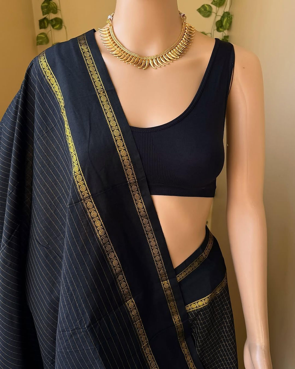 Thumbnail: ILAIYAAL CLOTHINGS South Cotton Gadwal Saree for Women | Celebrity Inspired Traditional Ethnic Wear | Chettinad & Kalyani Cotton Sarees | Soft Cotton Saree with Blouse Piece - Black - Image 6