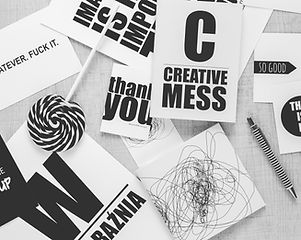 black-and-white-creative-desk-pen
