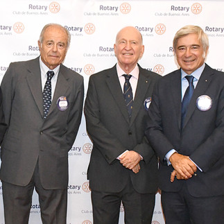 Agustín Etchebarne en el Rotary Club de Buenos Aires