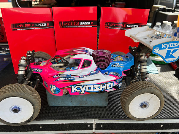 Kyosho MP10TKI3 with Invisible Speed 2