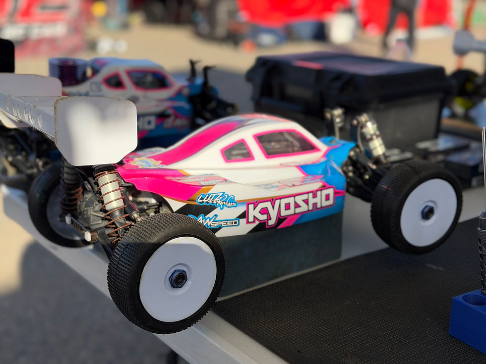 Ryan Lutz Kyosho MP10TKI2 Ebuggy