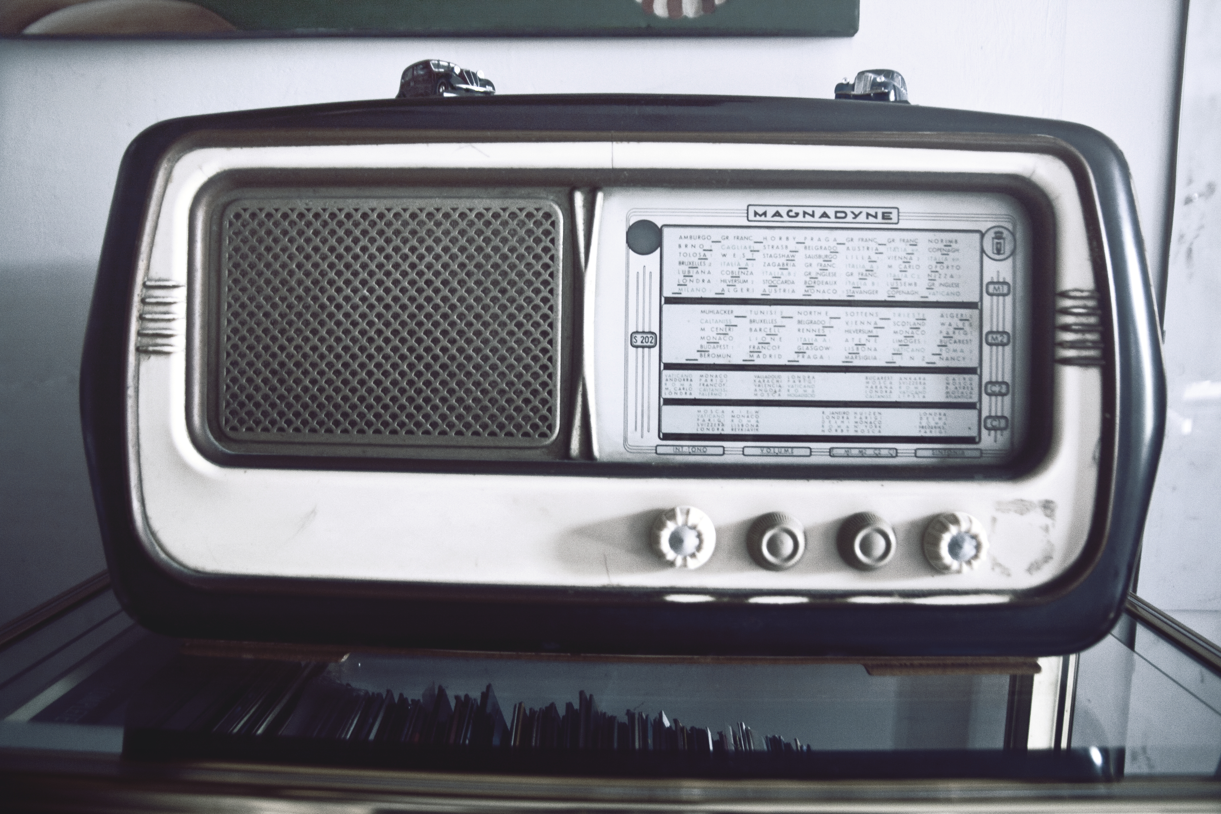 RADIO