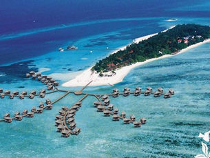 Enjoy a Serene Beach Experience with Mauritius Tours Packages