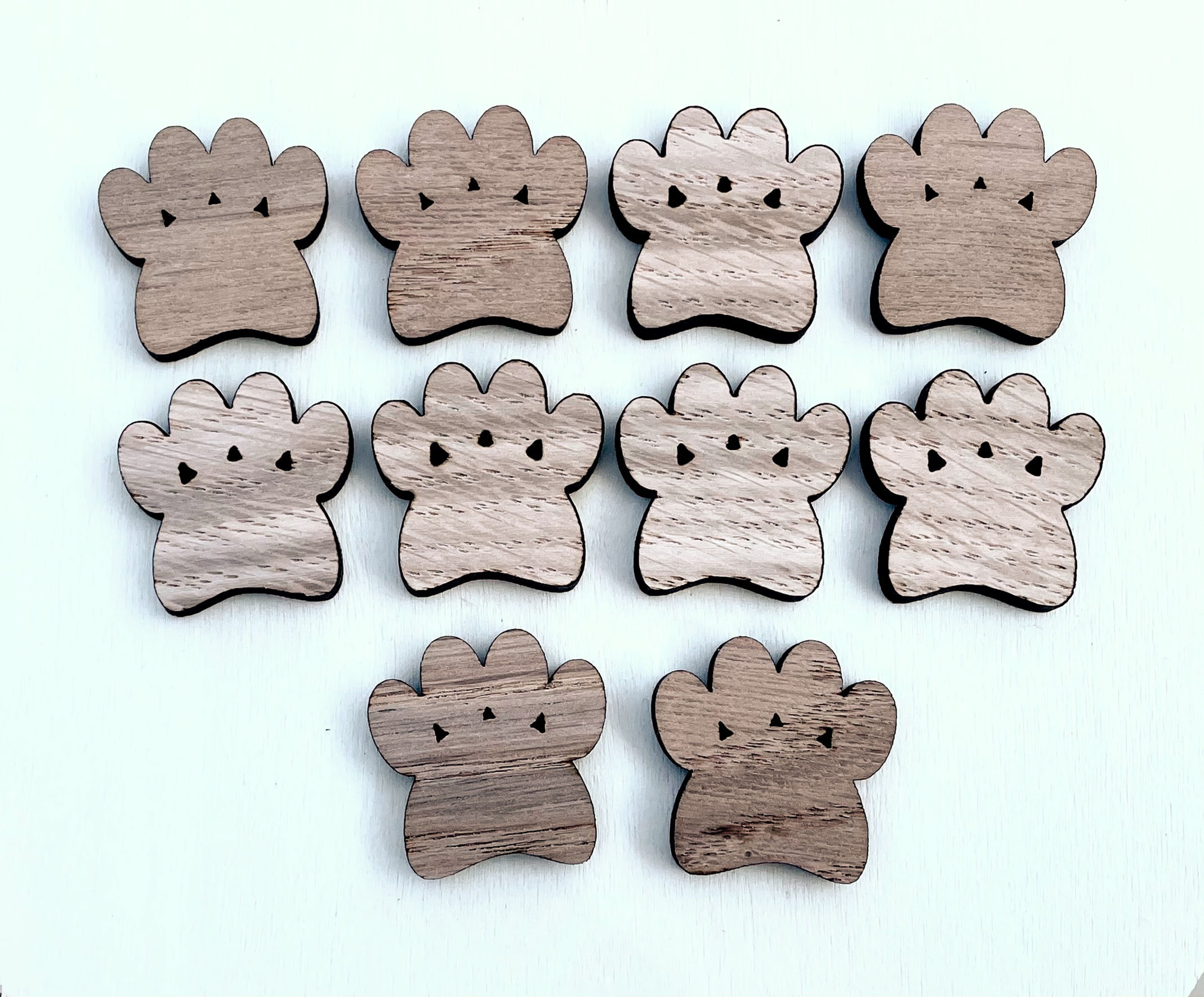 Paw Print Craft Blank embellishments - Oak Veneered MDF