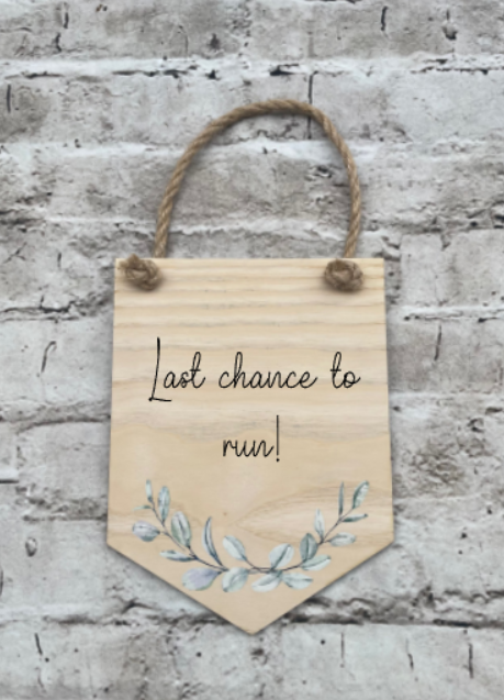 Last chance to run - Leaf Design