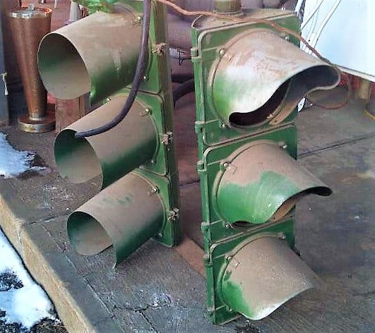 Thumbnail: Crou-Hinos Industrial Traffic Light  with mounting bars