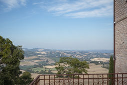 Le Stonghe Italy wedding venue landscape destination wedding location Italian countryside