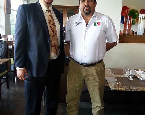 PLDHA y Policia Federal (Guardia Nacional) en acercamiento social