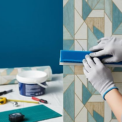 Aplicação de Papel de Parede e Adesivos Vinílicos - Trabalho Direto