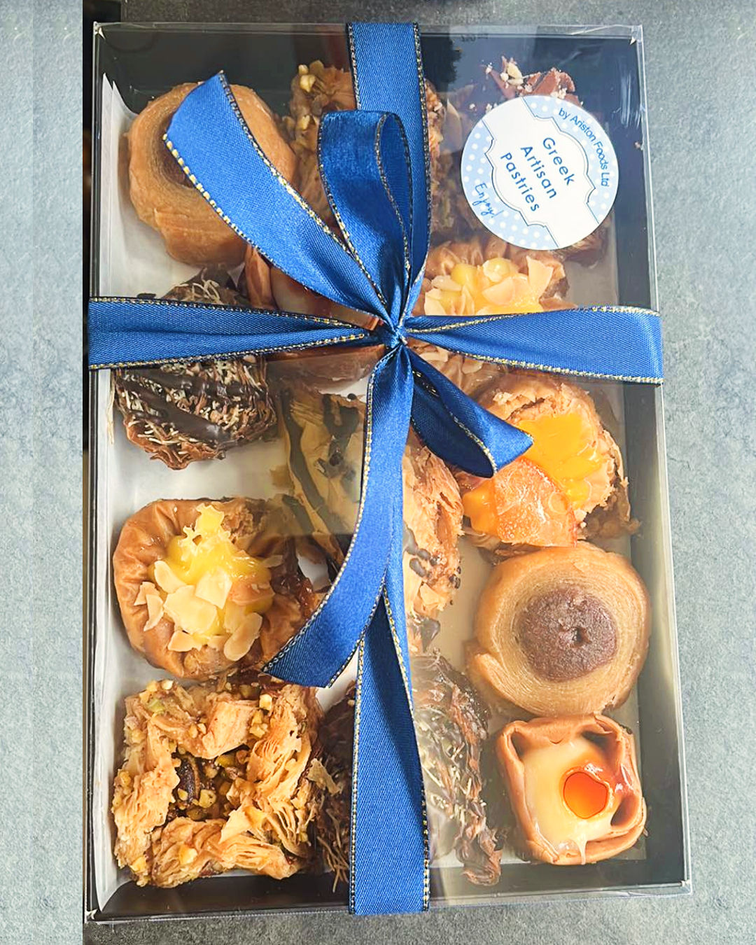 Nests Assortment Gift Box  (13 pieces)