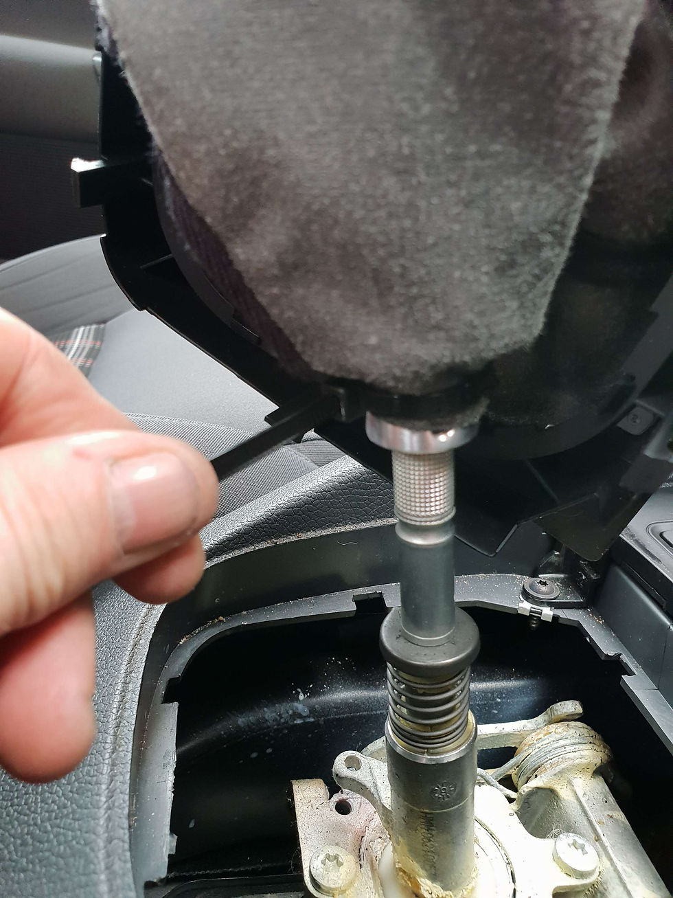 Thumbnail: Seat FR 6 speed gear knob #24