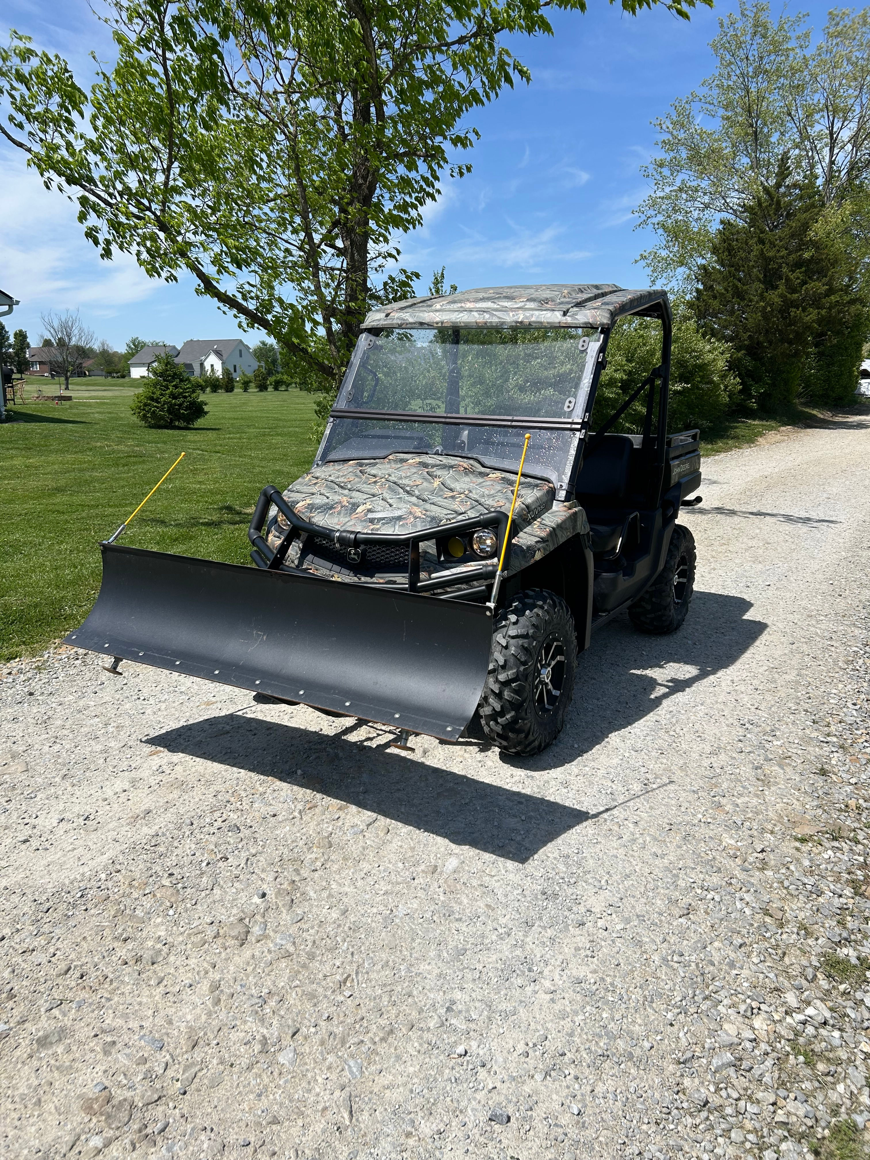 2013 John Deere Gator XUV 550