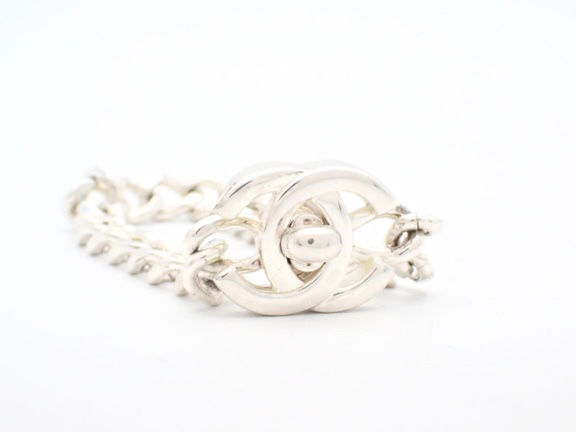 Thumbnail: C118. Chanel turnlock Bracelet 