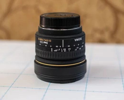 תמונה ממוזערת: עדשת סיגמה למצלמות קנון SIGMA 8mm F3.5 EX DG