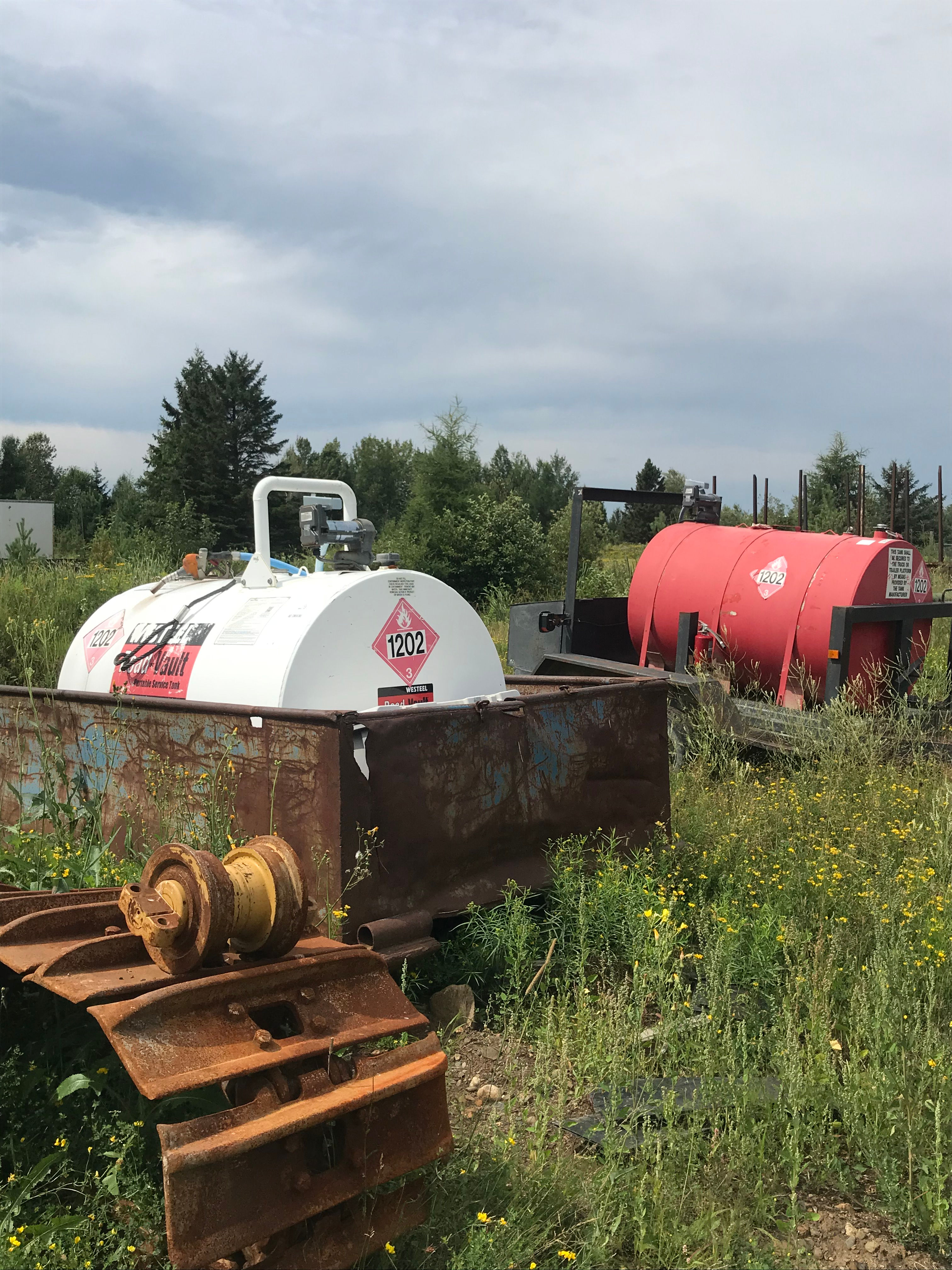 fuel tanks , tank skids , trailers