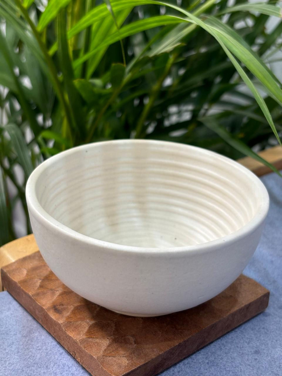 Thumbnail: White Dinner Set (Set of 3)