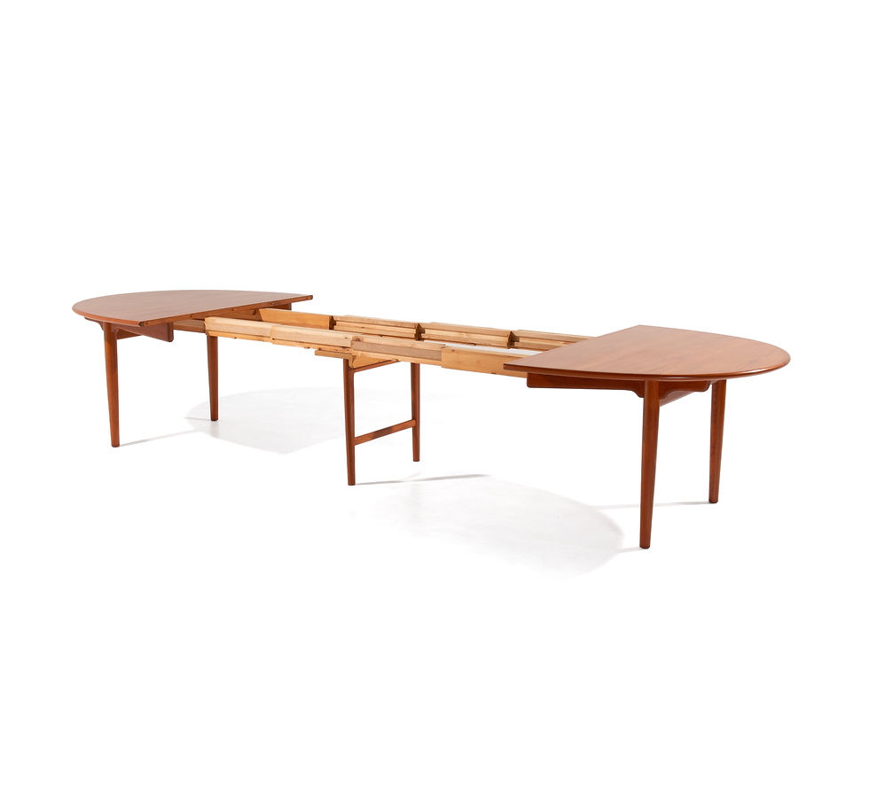 Thumbnail: Hans Wegner Johannes Hansen Table Three Leaves