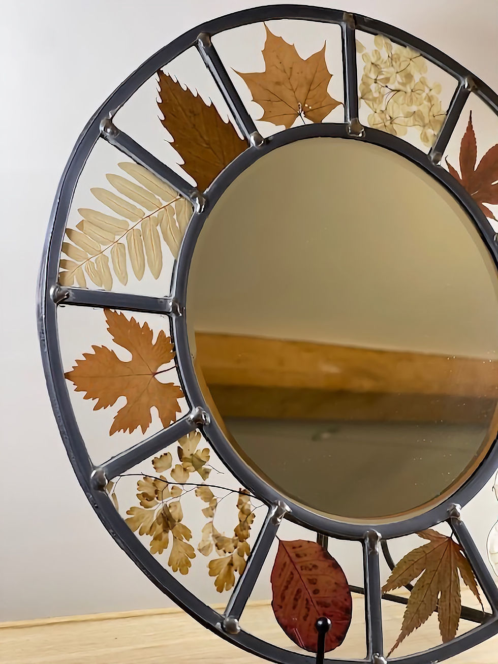 Thumbnail: Natural Forms Mirror