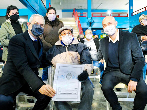 Avanza la entrega de escrituras en partidos de la provincia de Buenos Aires