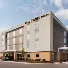 Hilton Brookfield - Hotel.avif