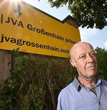 Nick leading JVA Grossenhain prison.jpg