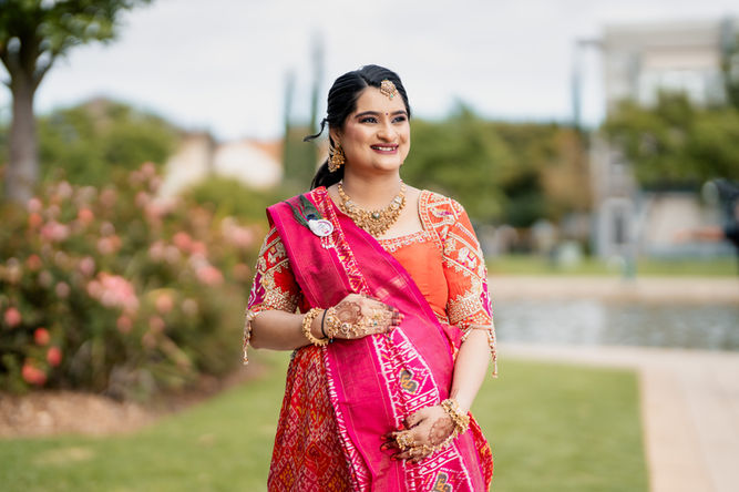 Ethereal Individual Maternity Portraits at Mawson Lakes