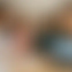 Dois-je assurer individuellement chaque membre de la famille ?