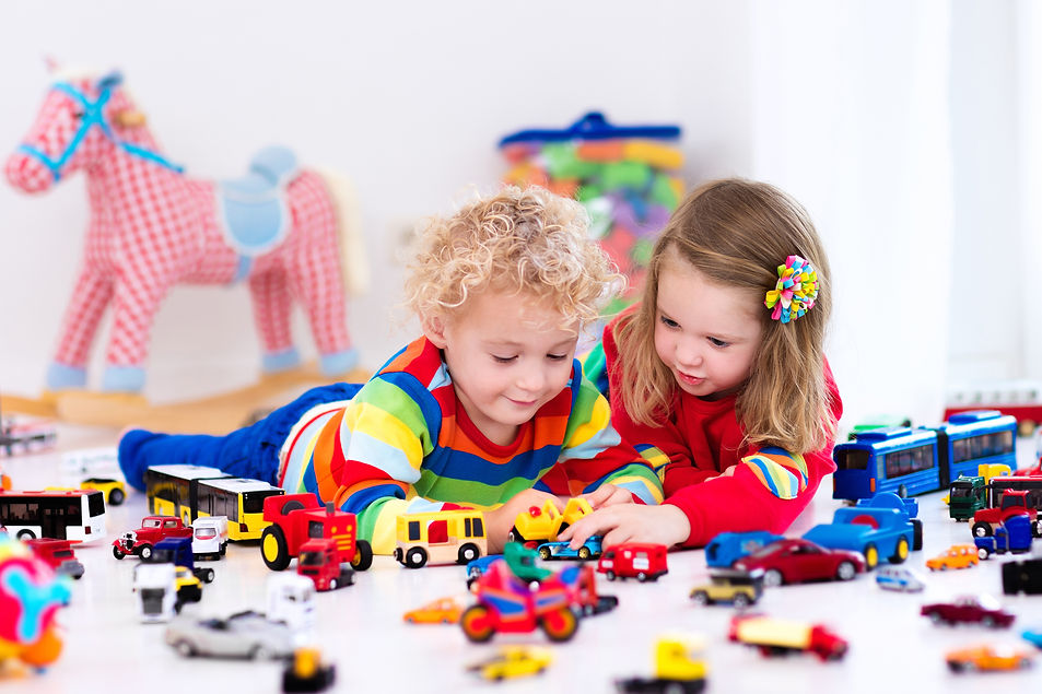 Kids_playing_toys.jpg