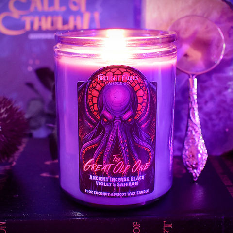 The Great Old One Candle – Lovecraft-Inspired Scent | Firelight Fables