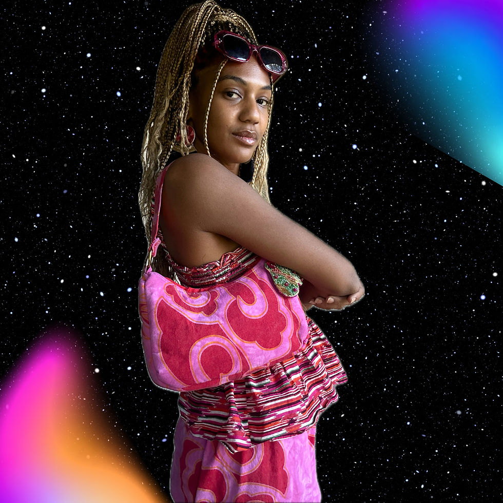 Thumbnail: Venus Drift Wanderer Purse 
