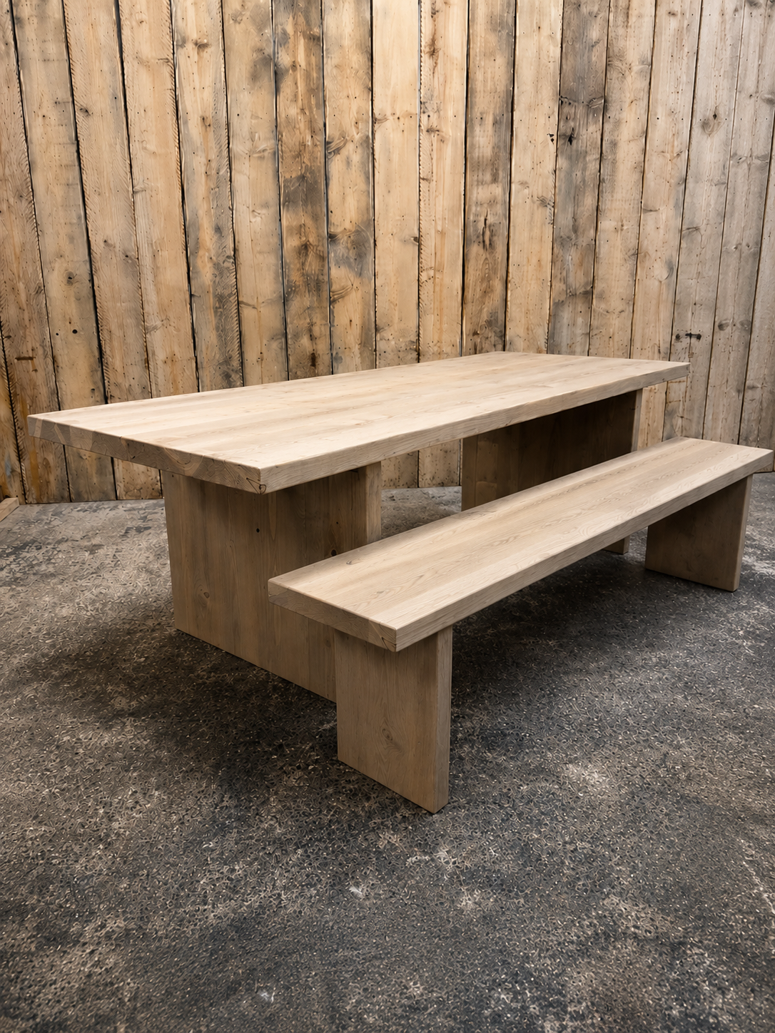 Reclaimed 'Pillar' Rustic Farmhouse 6-8 Seater Solid Wood Dining Table - 831