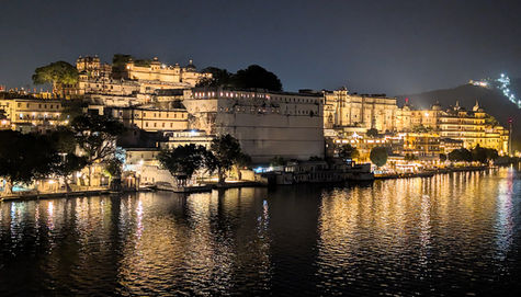 Udaipur, India, night scene, view, lake pichola, lights, city palace