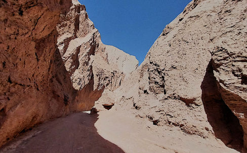 chile, atacama desert, Gargantua del Diablo, Devil's Throat, cycling, canyon, rock formations