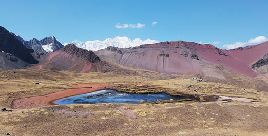 ausangate, peru, cusco, trek, hike, mountains, camping, view, rainbow mountains, colours, red dirt, red valley