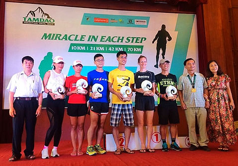 race, running, trophy, winner, ultra, vietnam