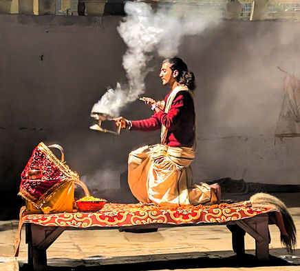 ganga aarti, solo, Varanasi, Banaras, India, ghat, river, ganges