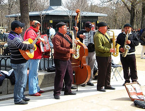 buskers, madrid, spain